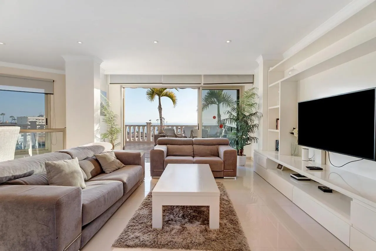 Villa Happy Holidays Pool Private Puerto de Santiago