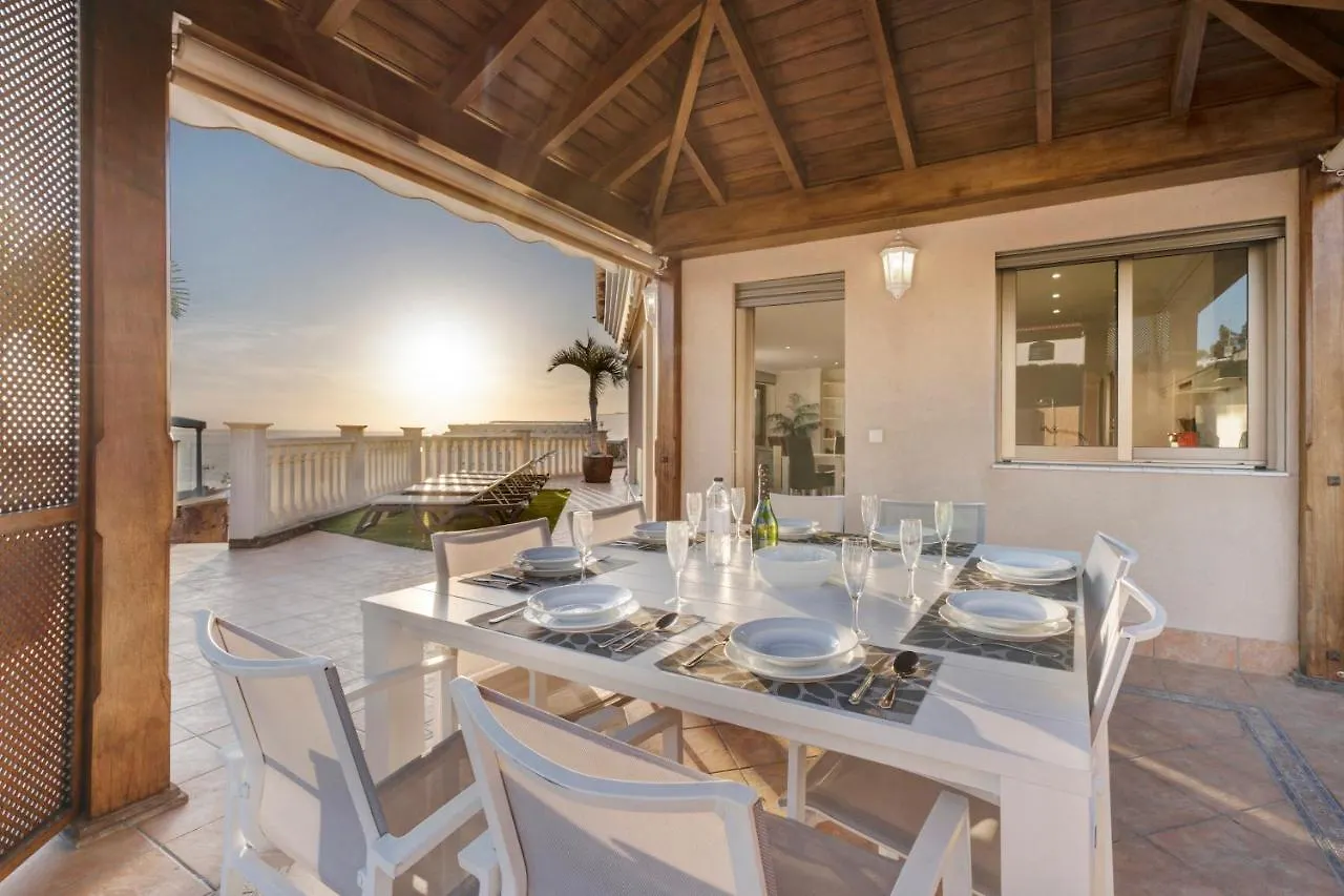 Villa Happy Holidays Pool Private Puerto de Santiago